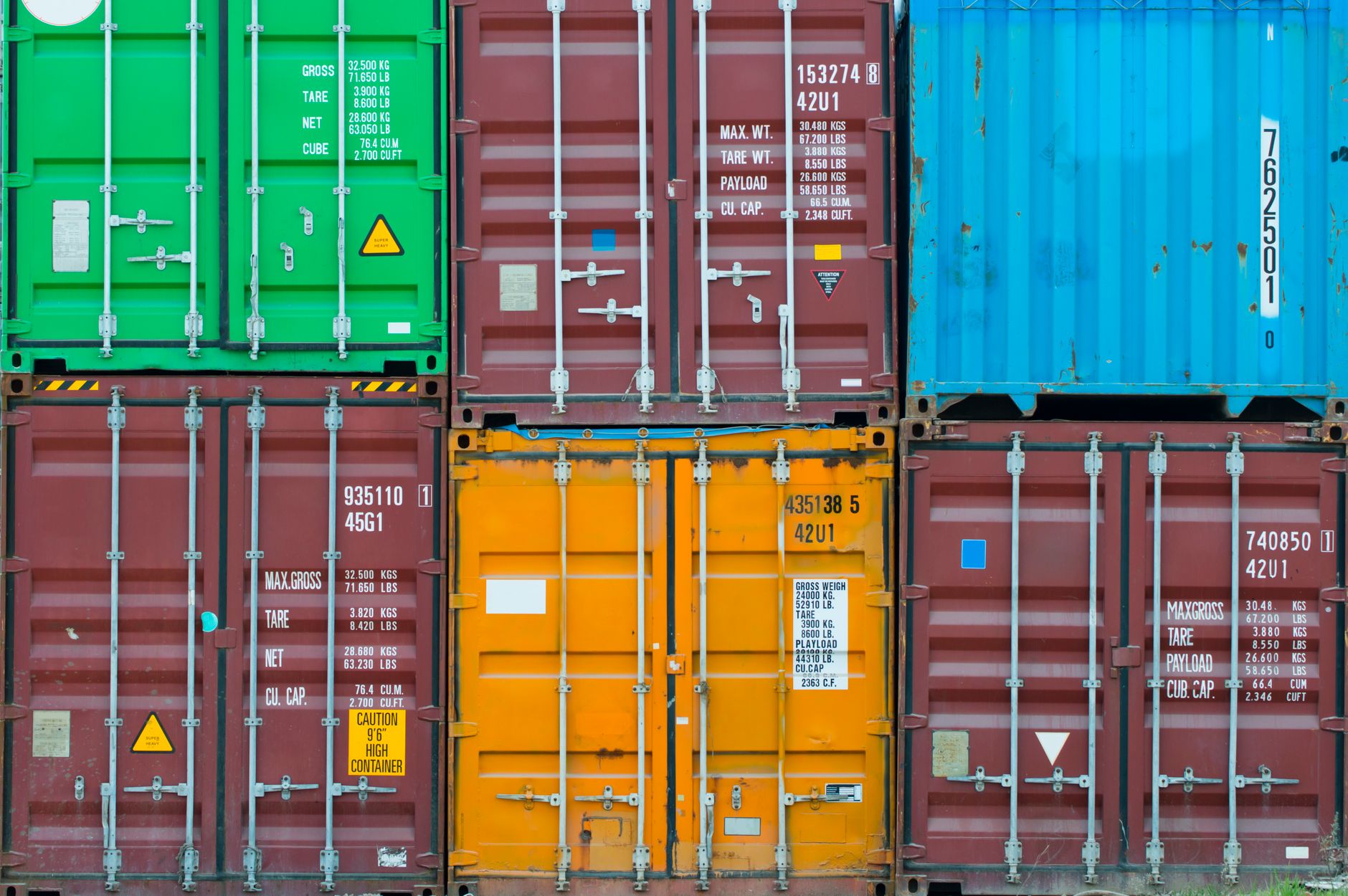 UPS and Resilience for Critical Load